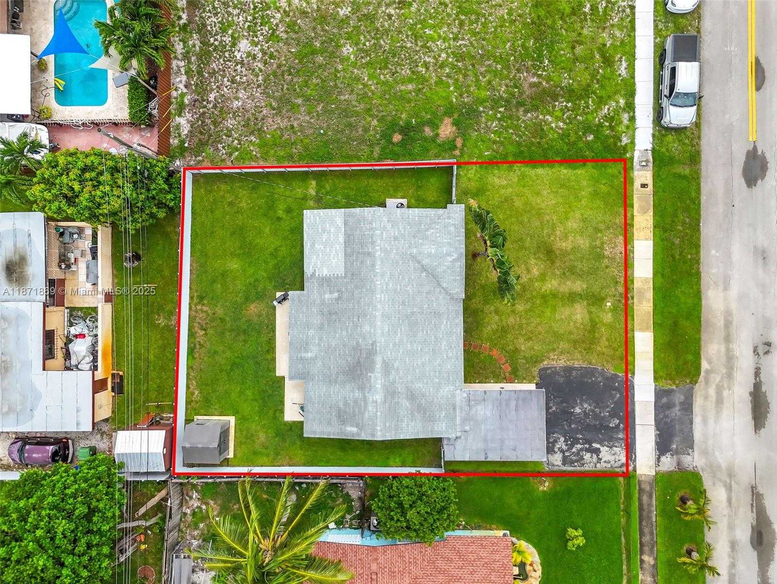 Small Image of 2751 SOUTH WEST 4TH ST, Fort Lauderdale Number 29