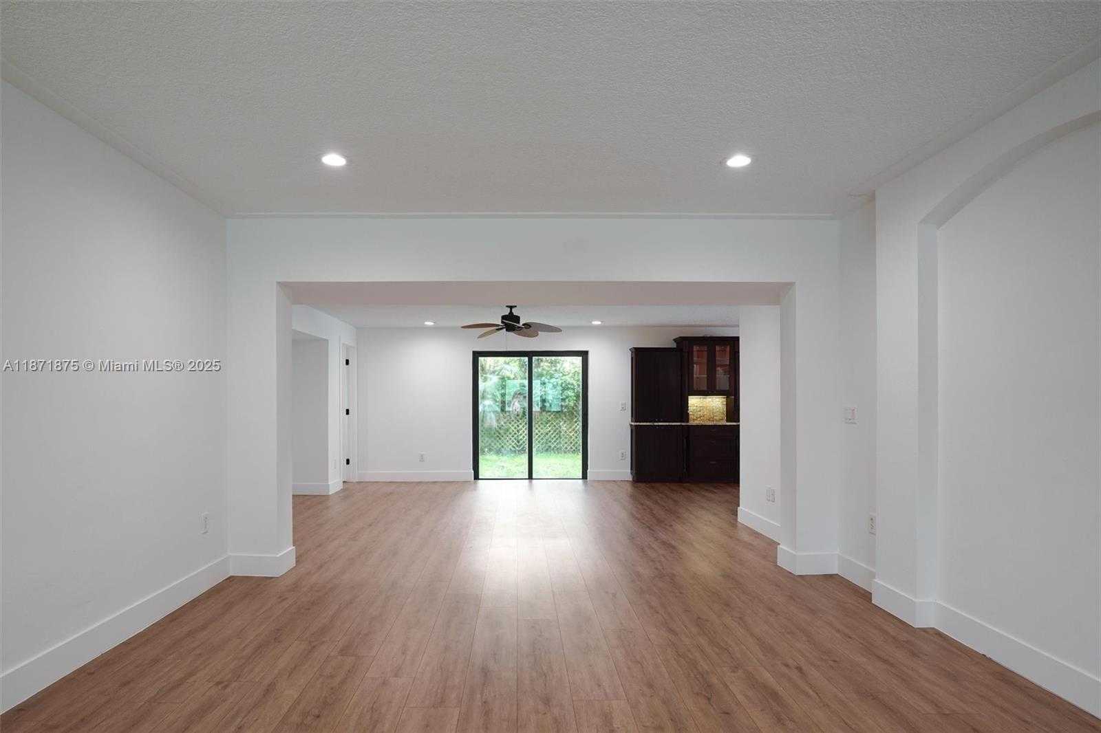 Small Image of 6230 SOUTH WEST 112TH ST, Pinecrest Number 20