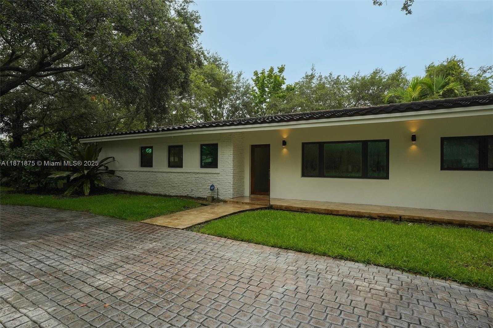 Small Image of 6230 SOUTH WEST 112TH ST, Pinecrest Number 3