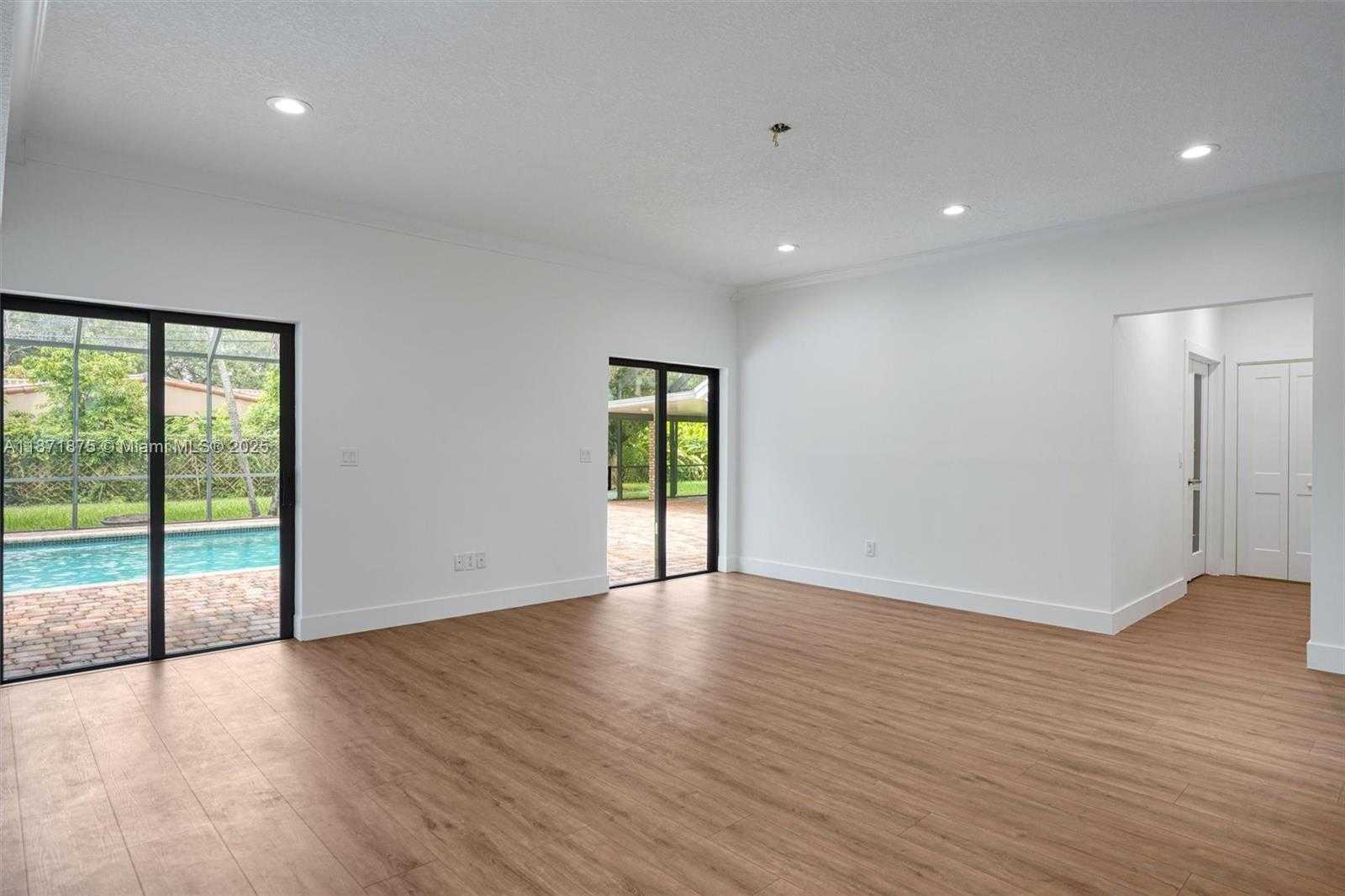 Small Image of 6230 SOUTH WEST 112TH ST, Pinecrest Number 30