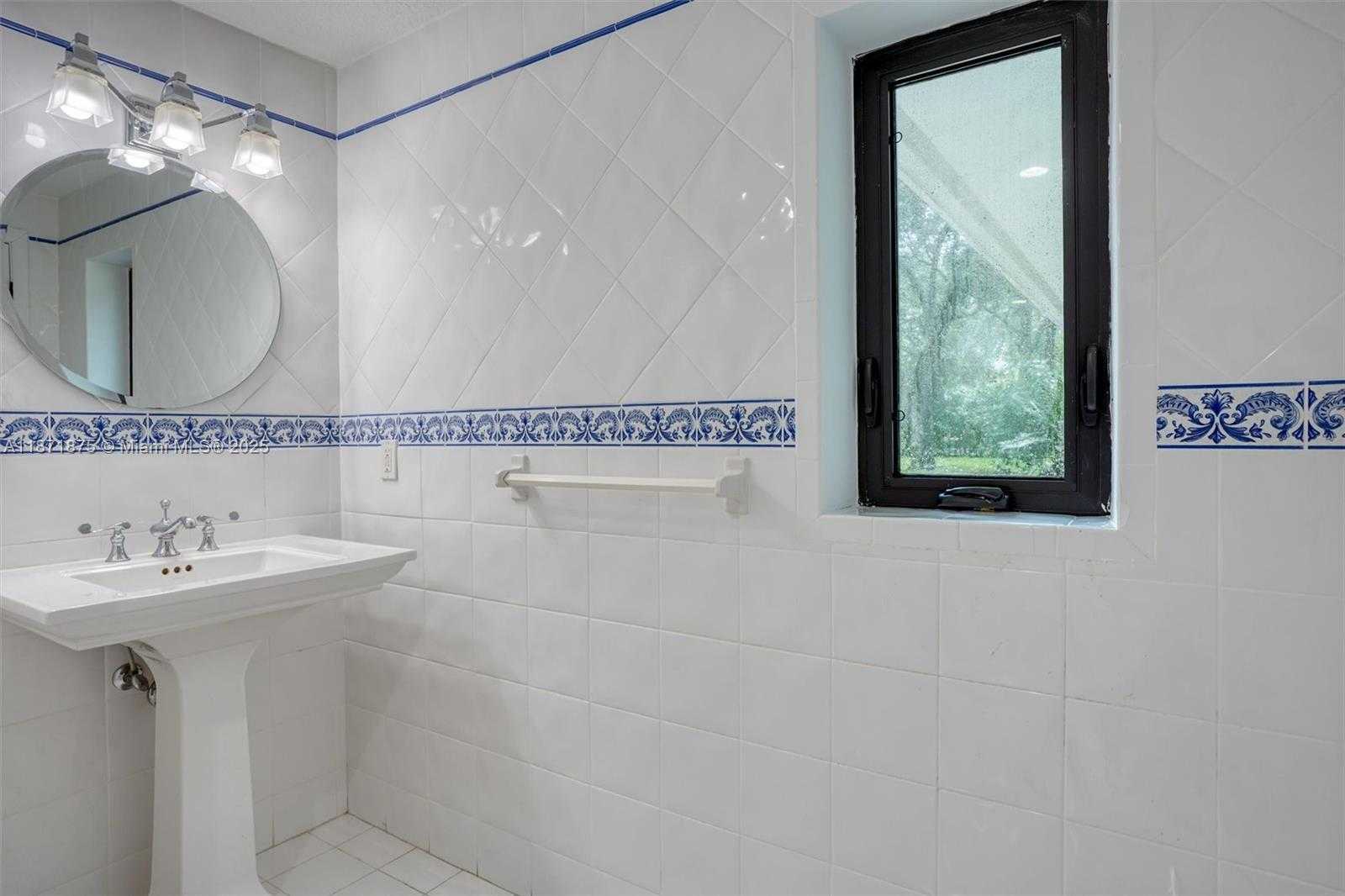 Small Image of 6230 SOUTH WEST 112TH ST, Pinecrest Number 38