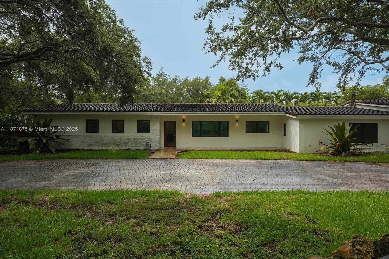 Small Image of 6230 SOUTH WEST 112TH ST, Pinecrest Number 4