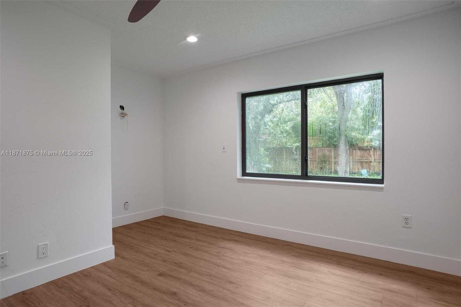Small Image of 6230 SOUTH WEST 112TH ST, Pinecrest Number 44