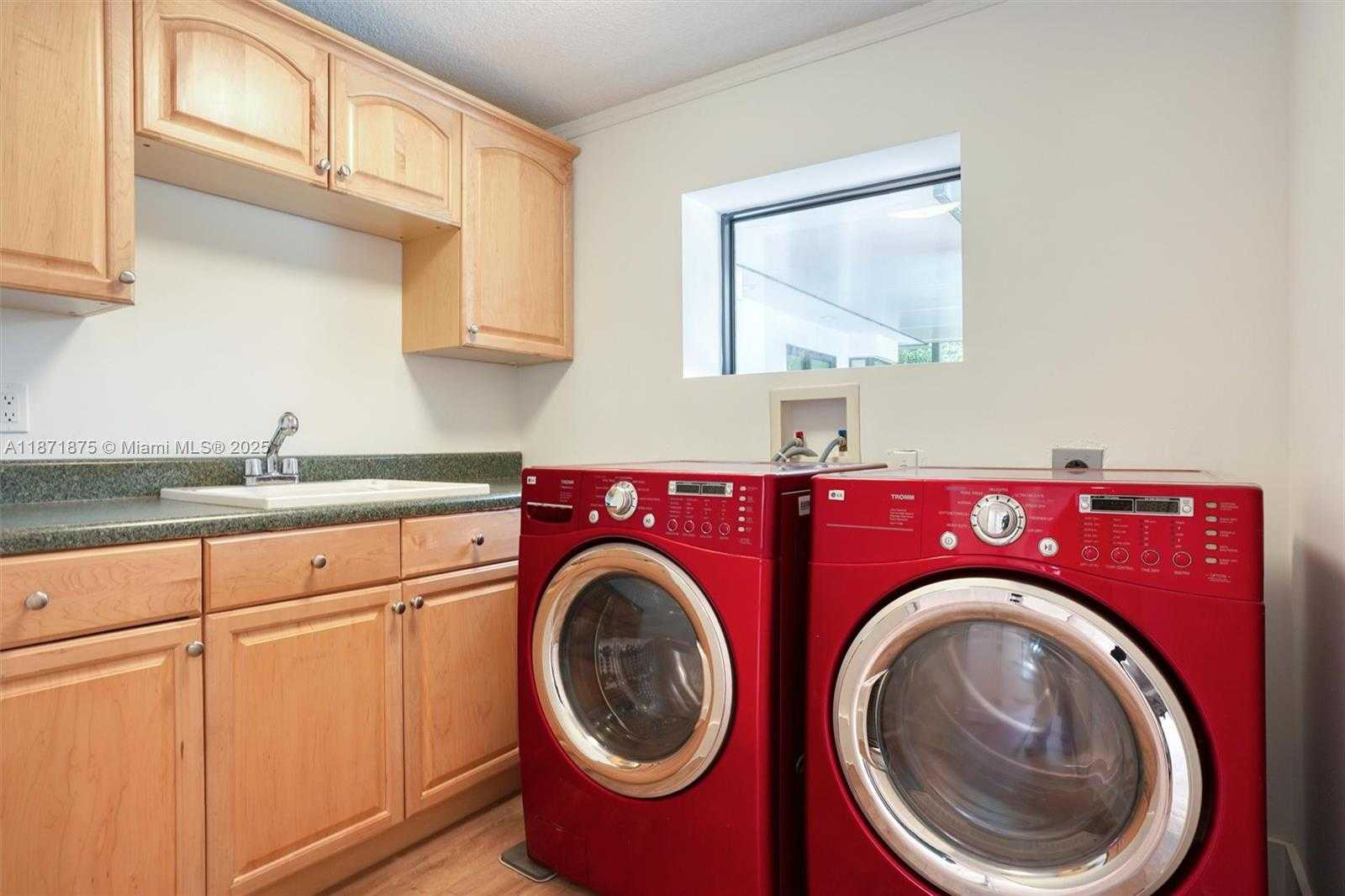 Small Image of 6230 SOUTH WEST 112TH ST, Pinecrest Number 51
