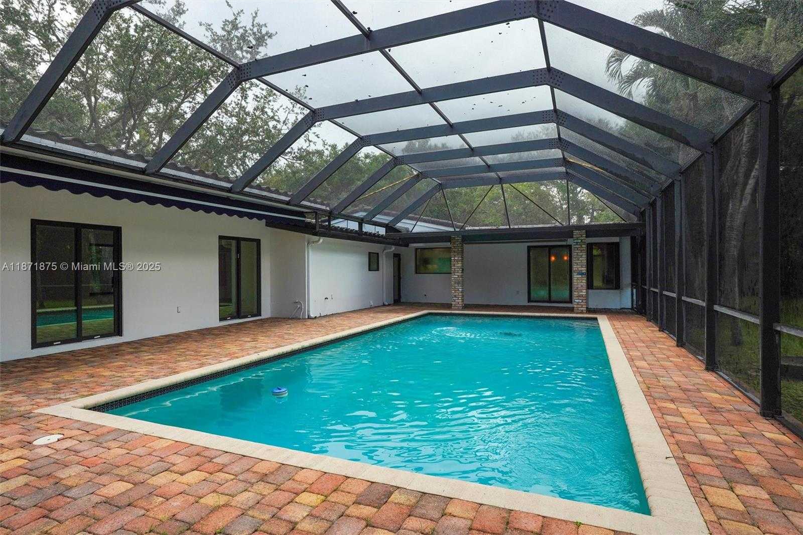 Small Image of 6230 SOUTH WEST 112TH ST, Pinecrest Number 9