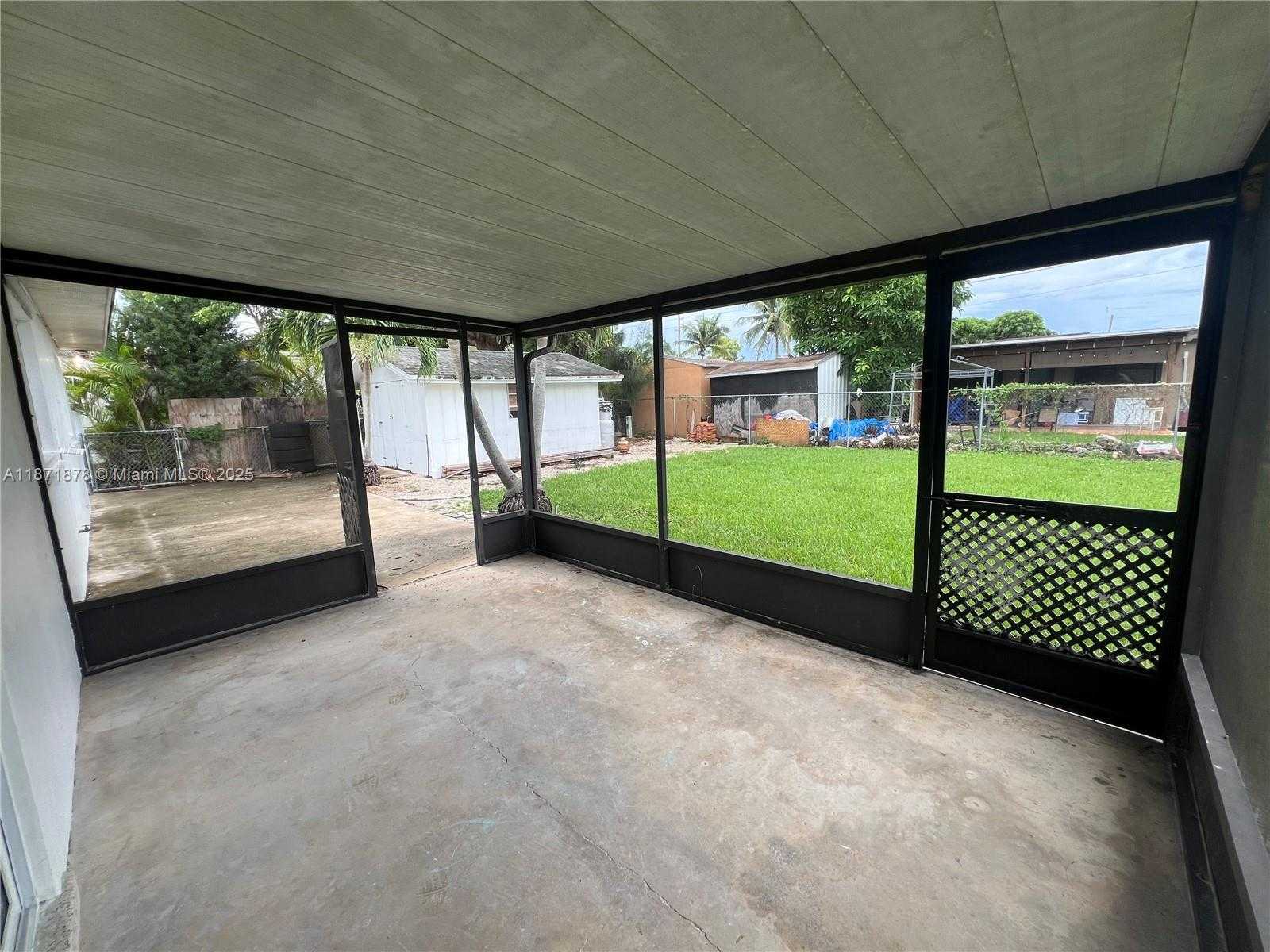 Small Image of 15410 SOUTH WEST 295TH ST, Homestead Number 17