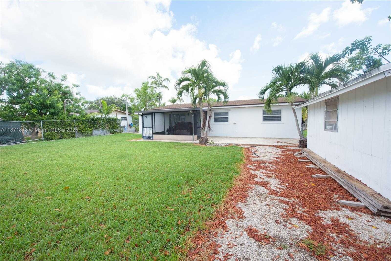 Small Image of 15410 SOUTH WEST 295TH ST, Homestead Number 23