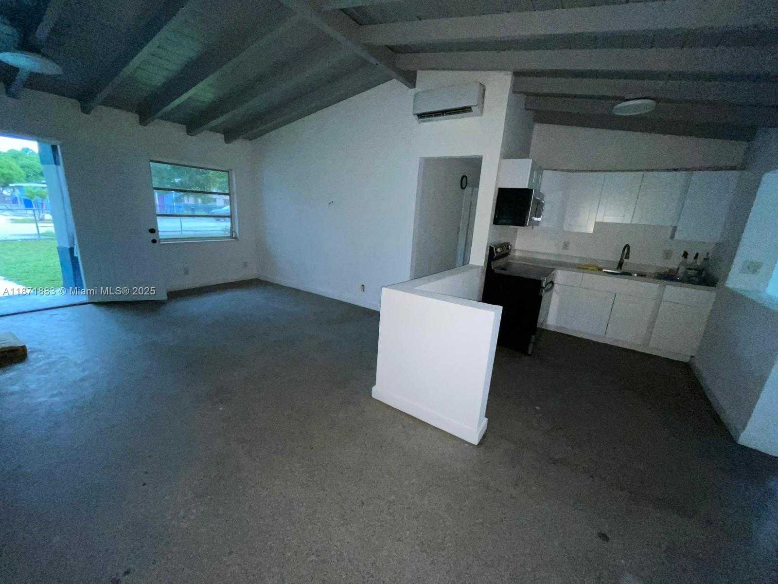 Small Image of 1604 NORTH WEST 15TH CT, Fort Lauderdale Number 4
