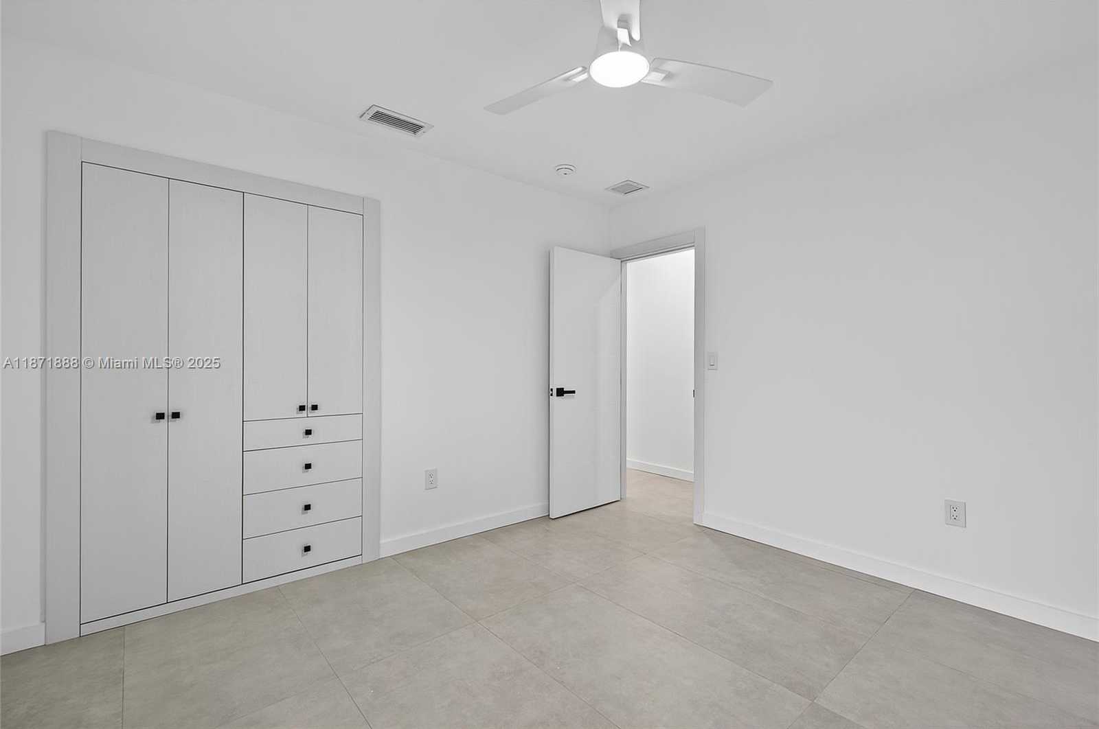 Small Image of 7865 SOUTH WEST 183RD TER, Palmetto Bay Number 21