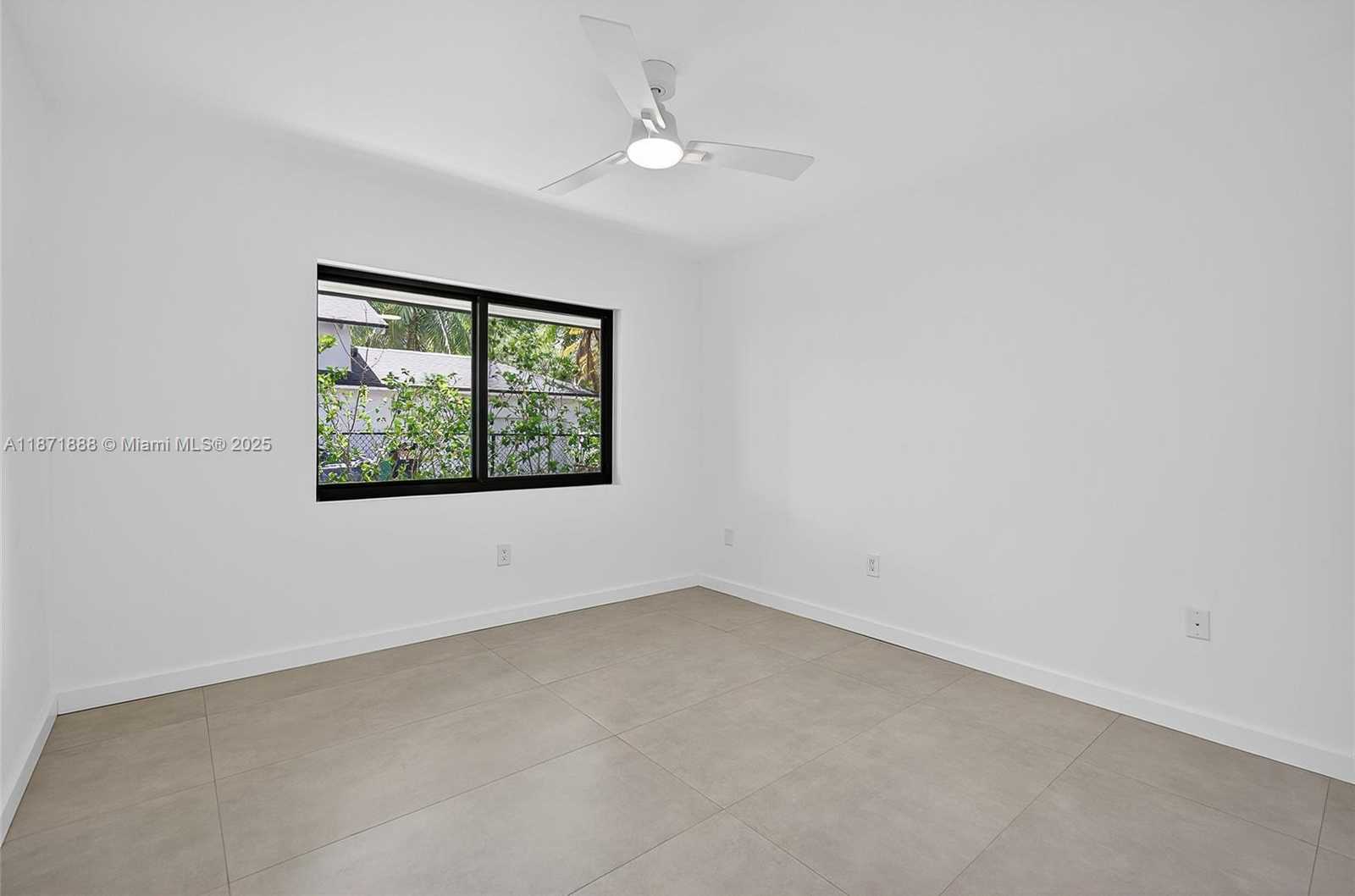 Small Image of 7865 SOUTH WEST 183RD TER, Palmetto Bay Number 24