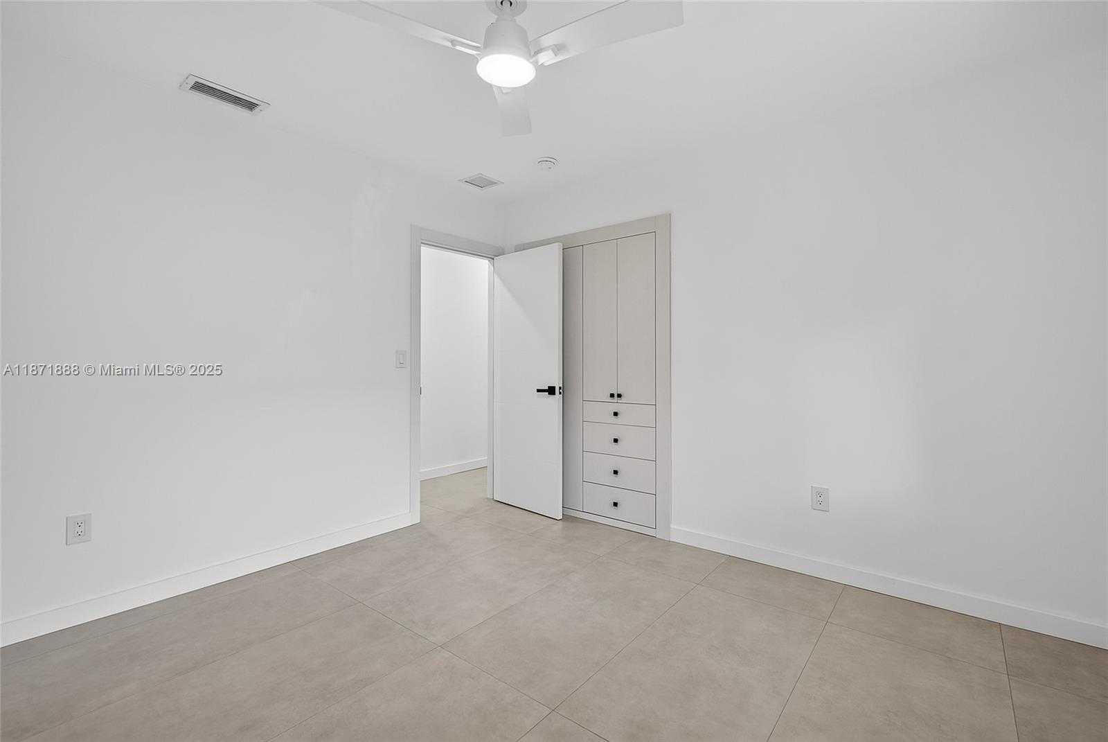 Small Image of 7865 SOUTH WEST 183RD TER, Palmetto Bay Number 25