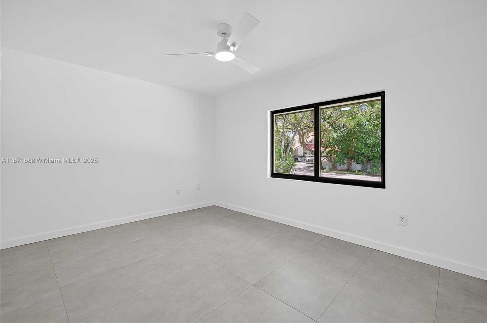 Small Image of 7865 SOUTH WEST 183RD TER, Palmetto Bay Number 26