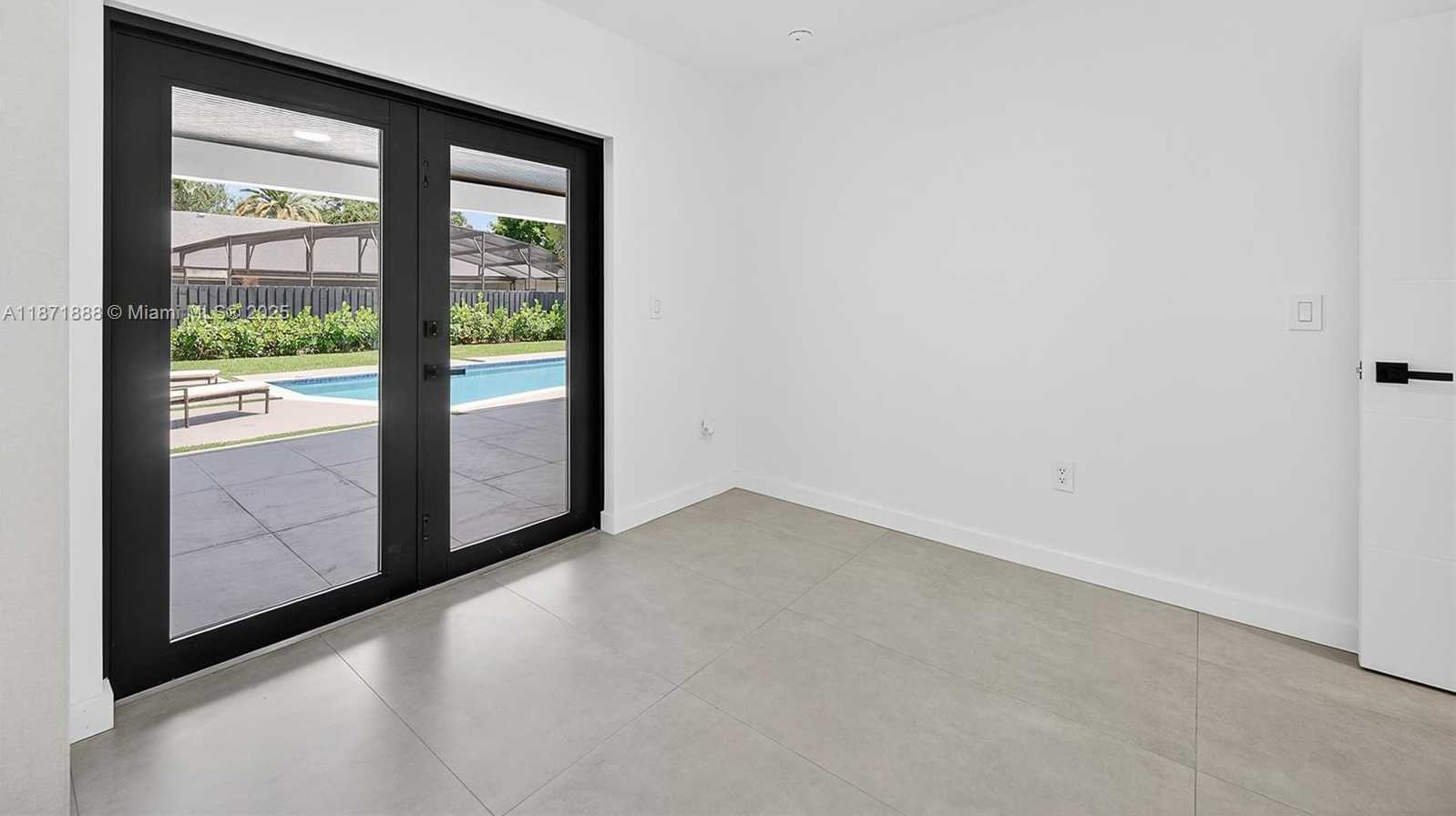 Small Image of 7865 SOUTH WEST 183RD TER, Palmetto Bay Number 32