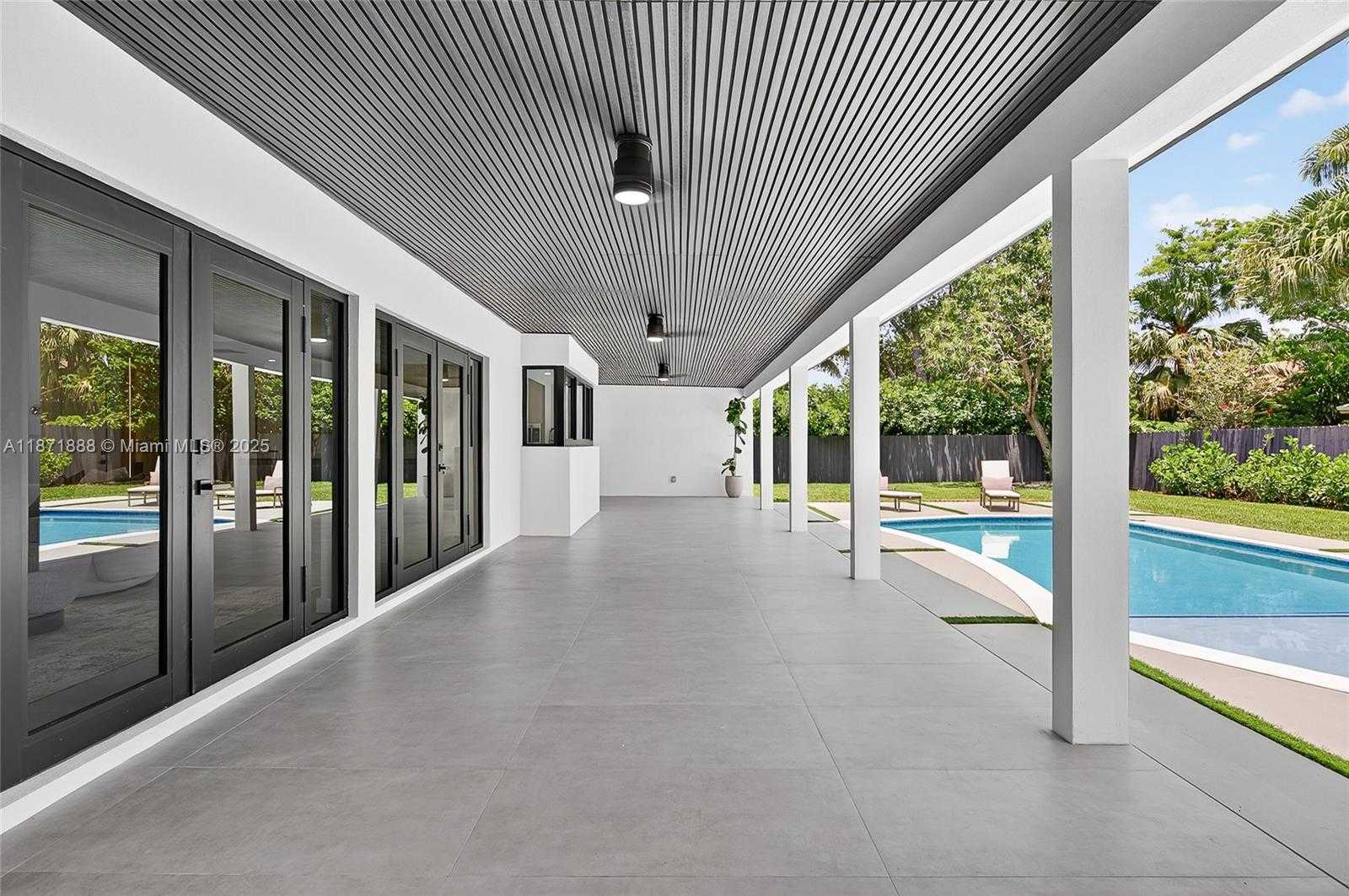 Small Image of 7865 SOUTH WEST 183RD TER, Palmetto Bay Number 35