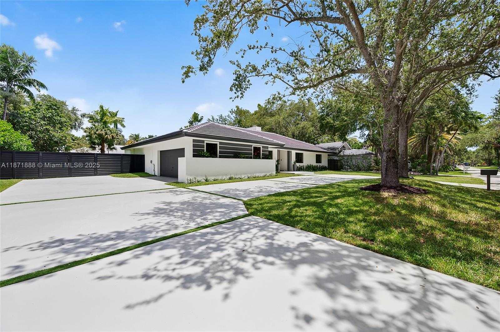 Small Image of 7865 SOUTH WEST 183RD TER, Palmetto Bay Number 45