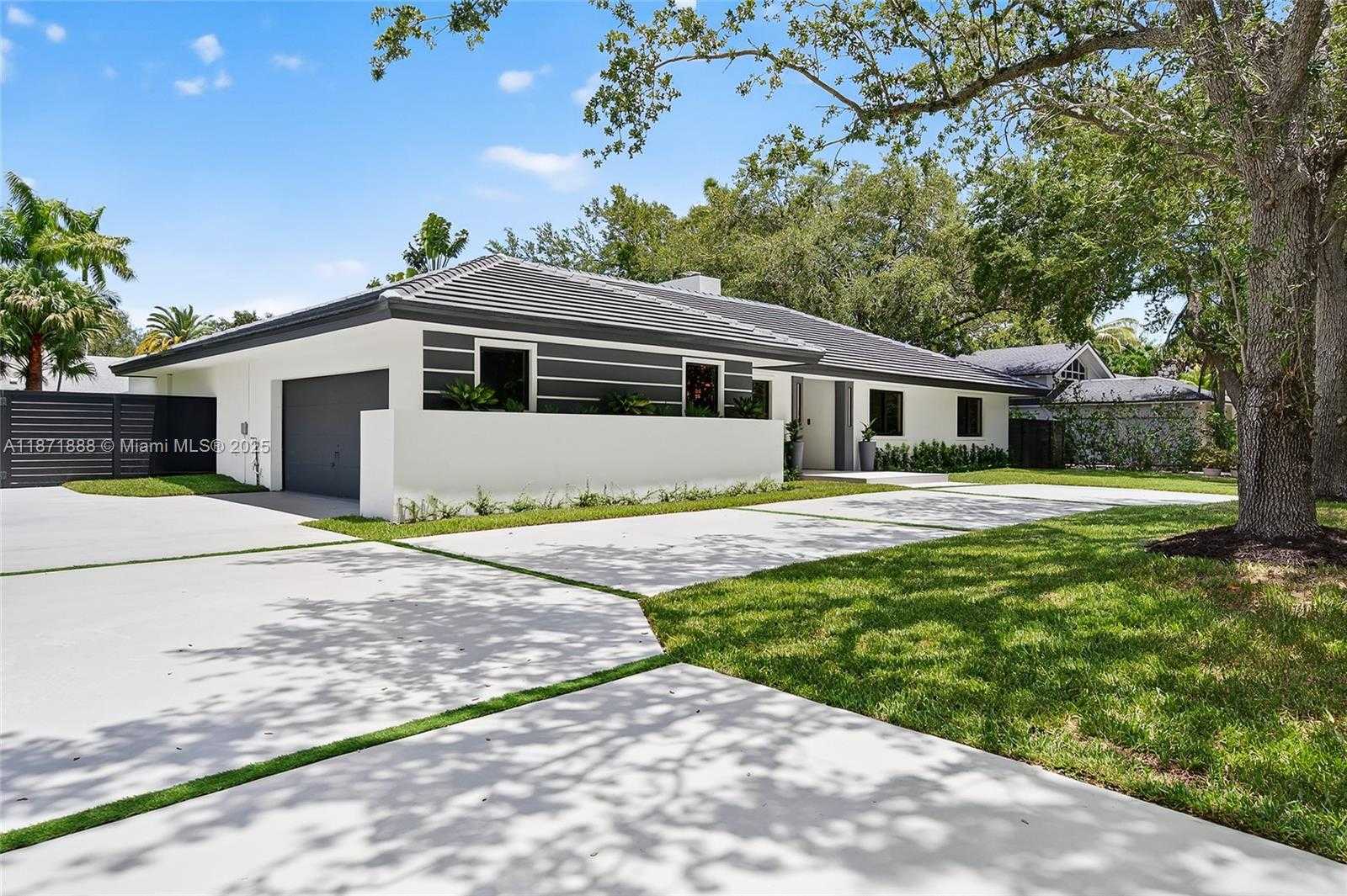 Small Image of 7865 SOUTH WEST 183RD TER, Palmetto Bay Number 54