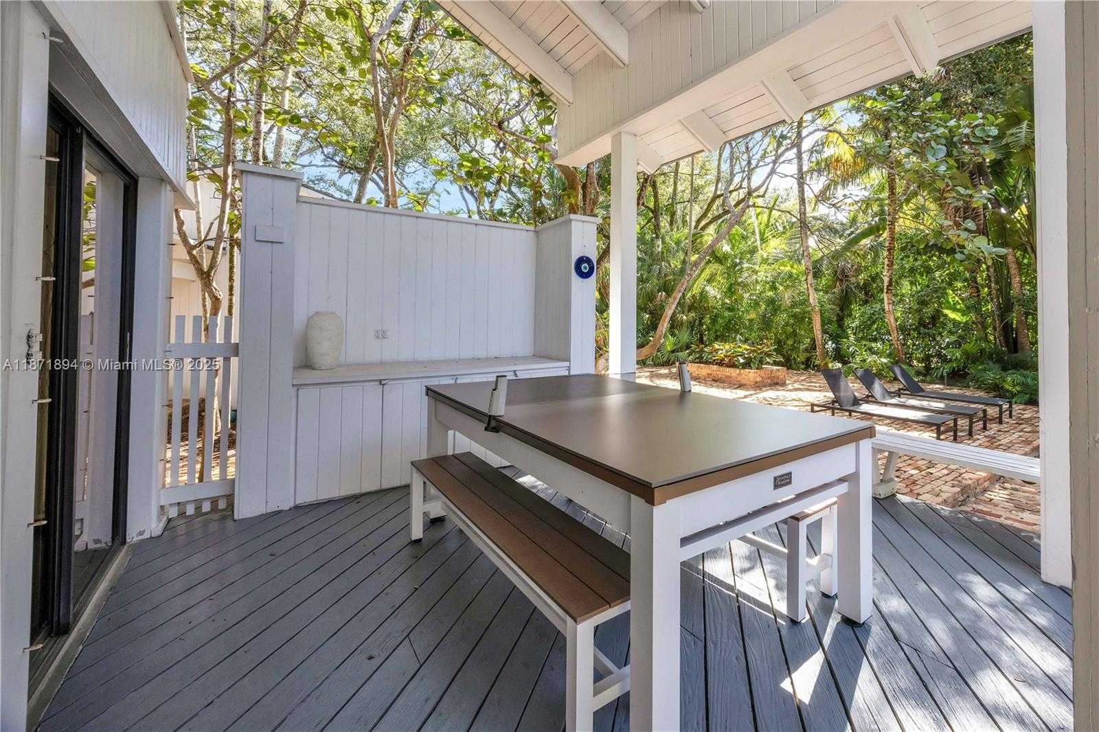 Small Image of 5600 OAKWOOD LN, Coral Gables Number 7