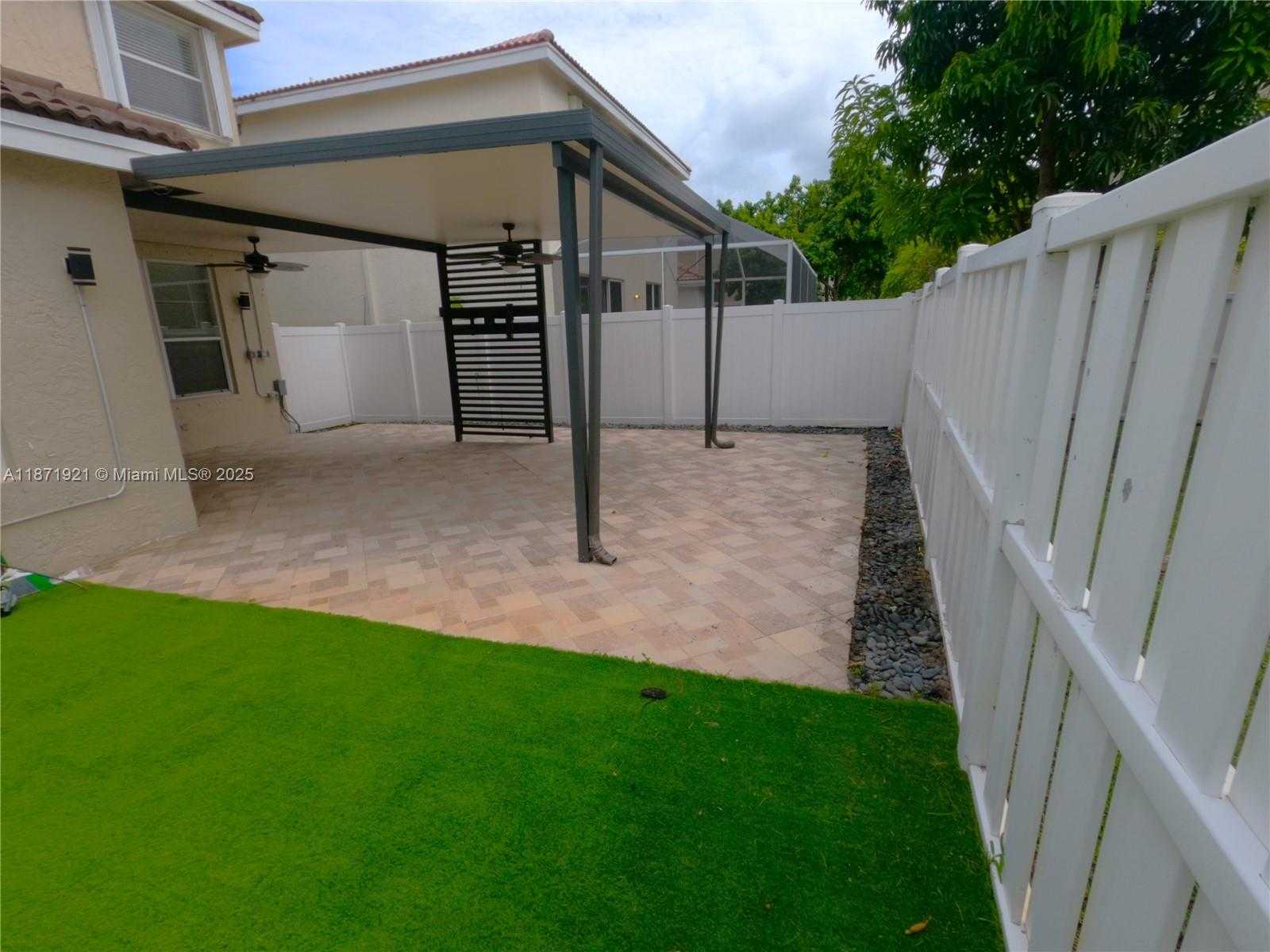 Small Image of 1943 SOUTH WEST 149TH AVE, Miramar Number 24