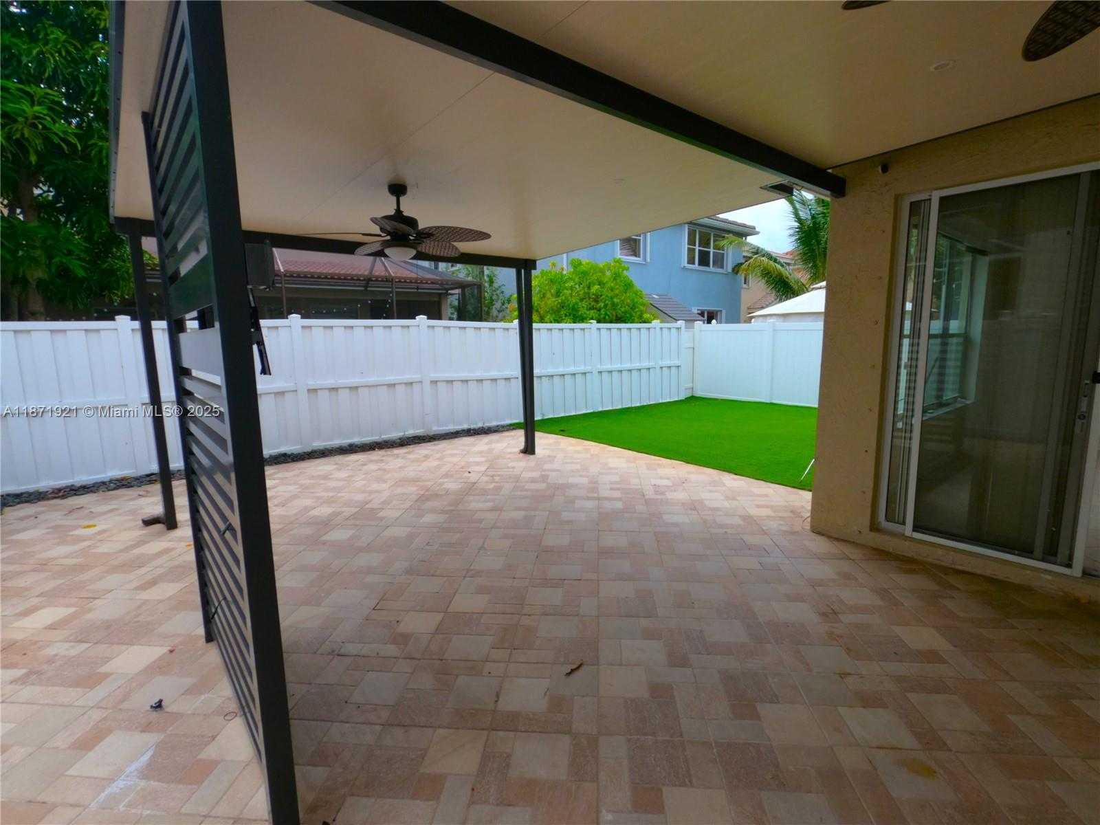 Small Image of 1943 SOUTH WEST 149TH AVE, Miramar Number 7