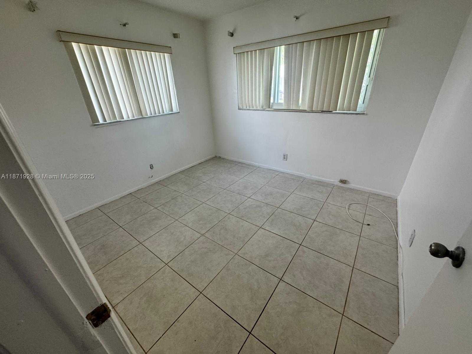 Small Image of 8403 NORTH WEST 59TH CT, Tamarac Number 10