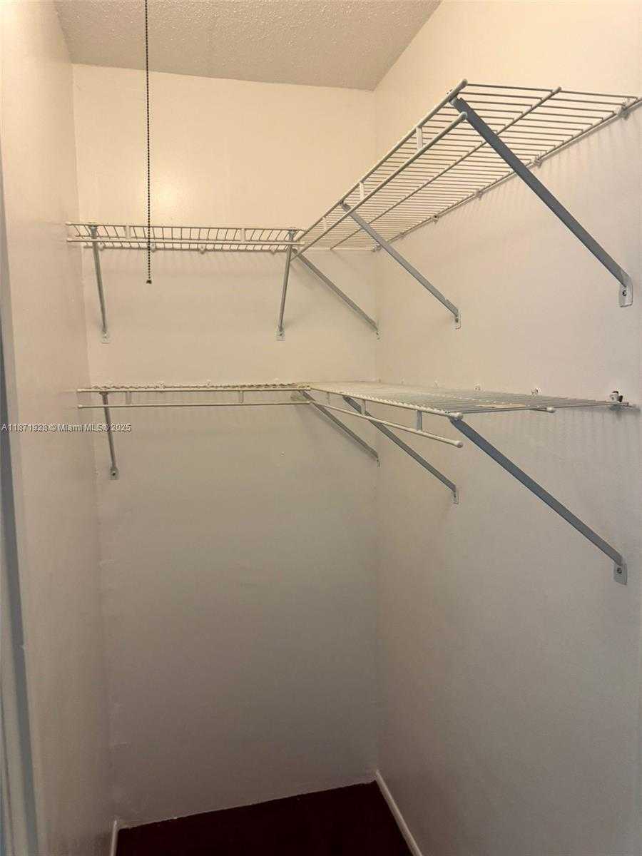 Small Image of 8403 NORTH WEST 59TH CT, Tamarac Number 18