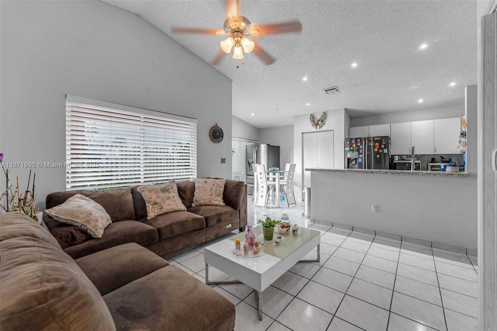 Small Image of 8101 SOUTH WEST 159TH CT, Miami Number 11