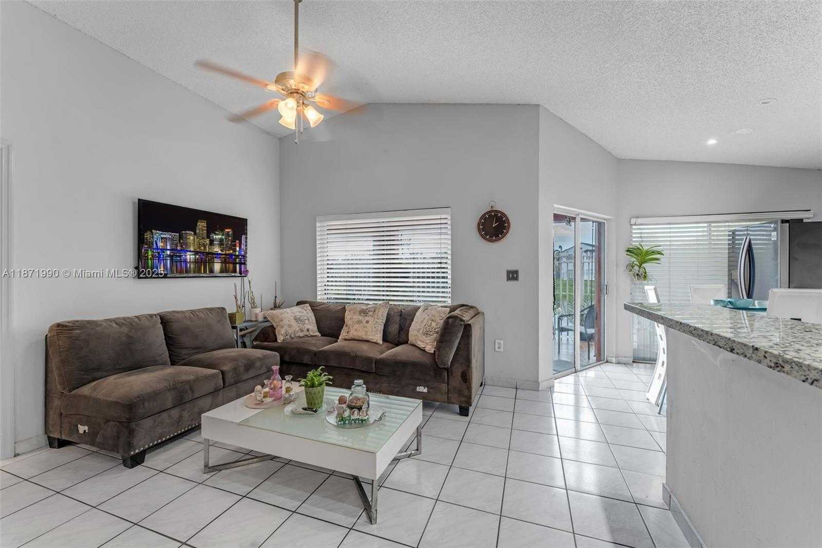 Small Image of 8101 SOUTH WEST 159TH CT, Miami Number 12