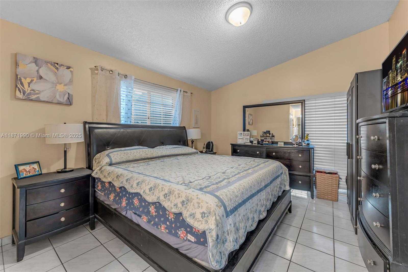 Small Image of 8101 SOUTH WEST 159TH CT, Miami Number 14
