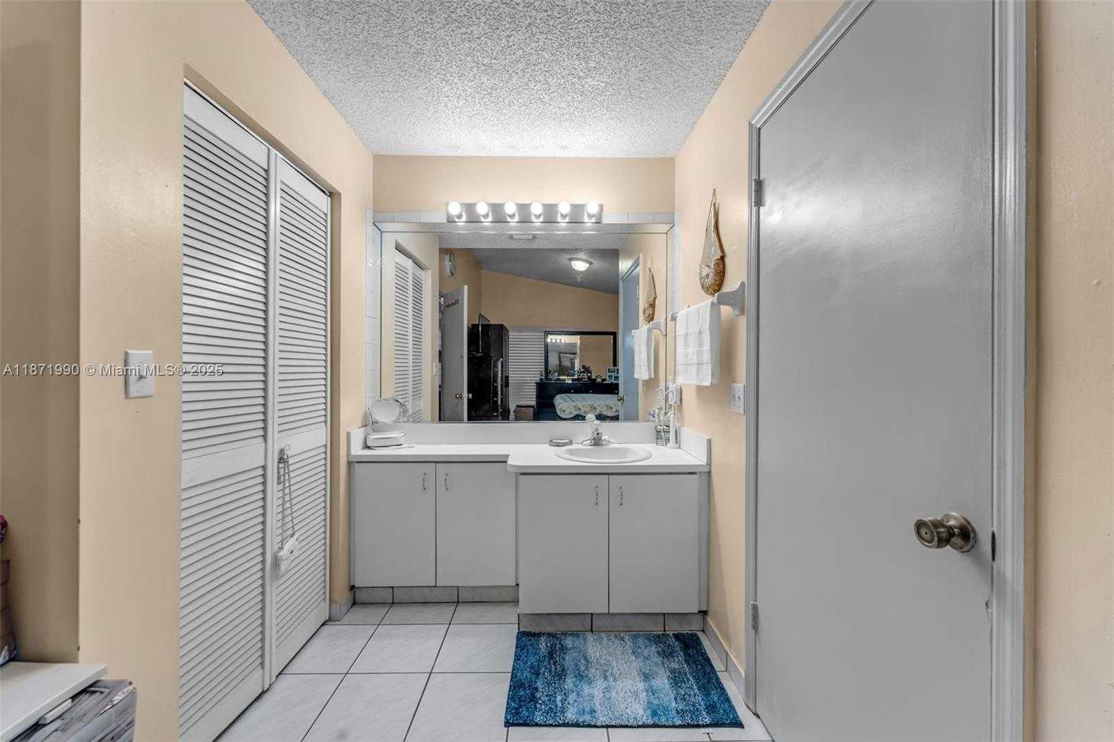 Small Image of 8101 SOUTH WEST 159TH CT, Miami Number 15