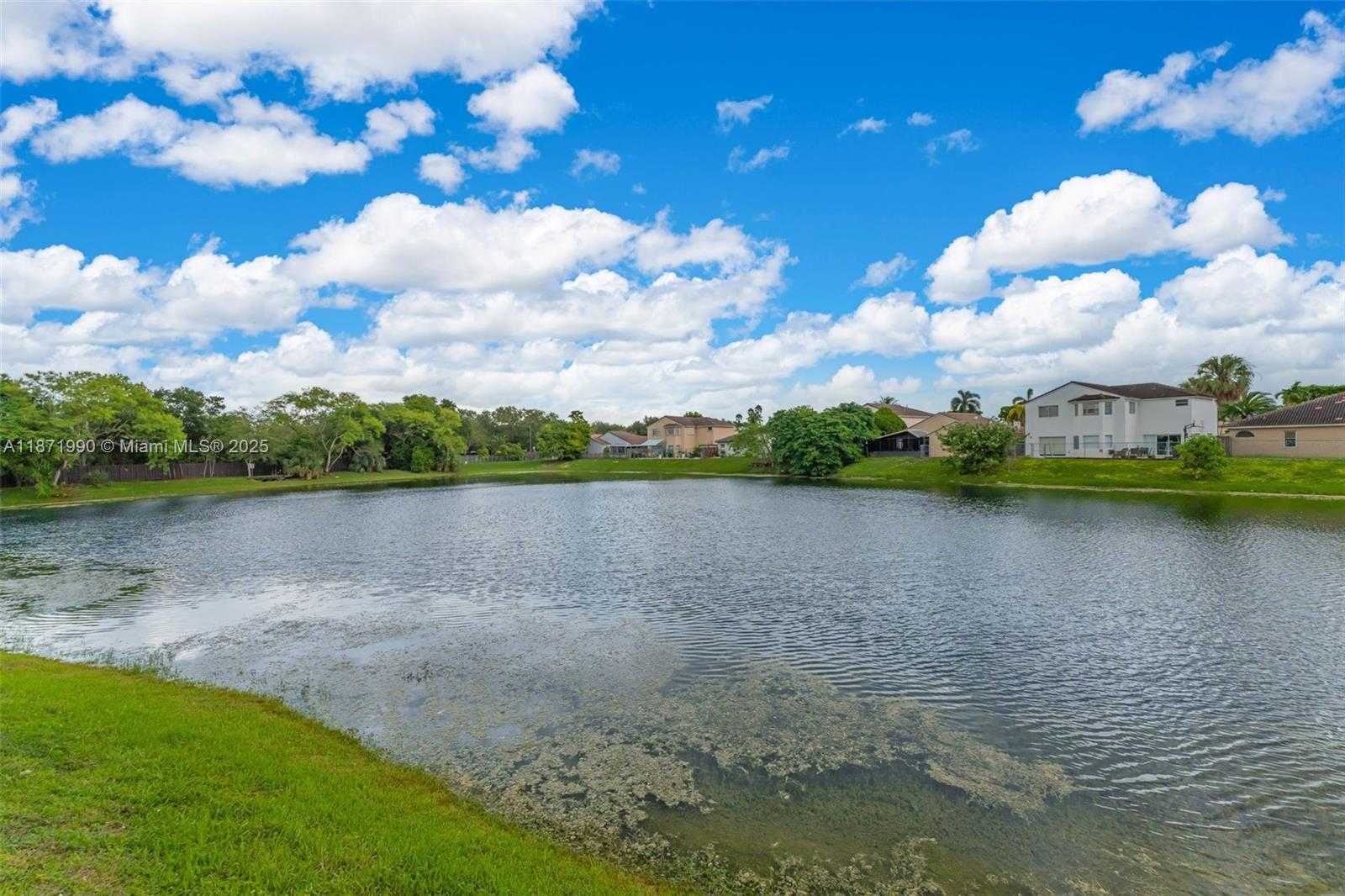 Small Image of 8101 SOUTH WEST 159TH CT, Miami Number 27