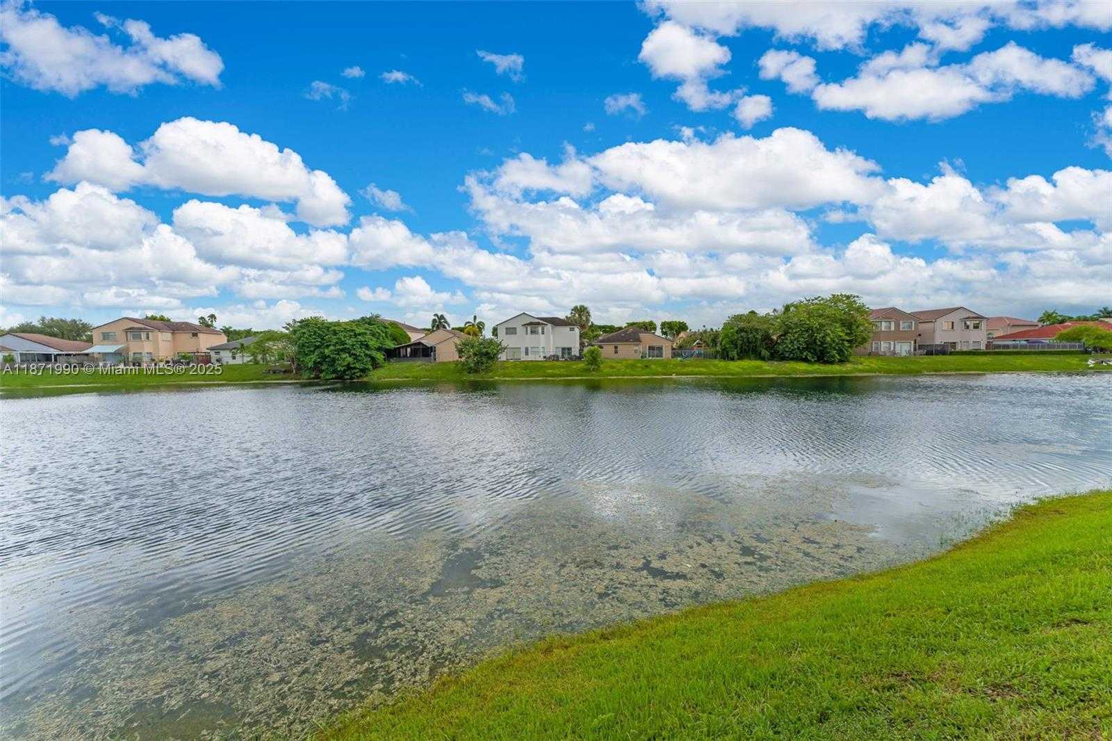 Small Image of 8101 SOUTH WEST 159TH CT, Miami Number 28