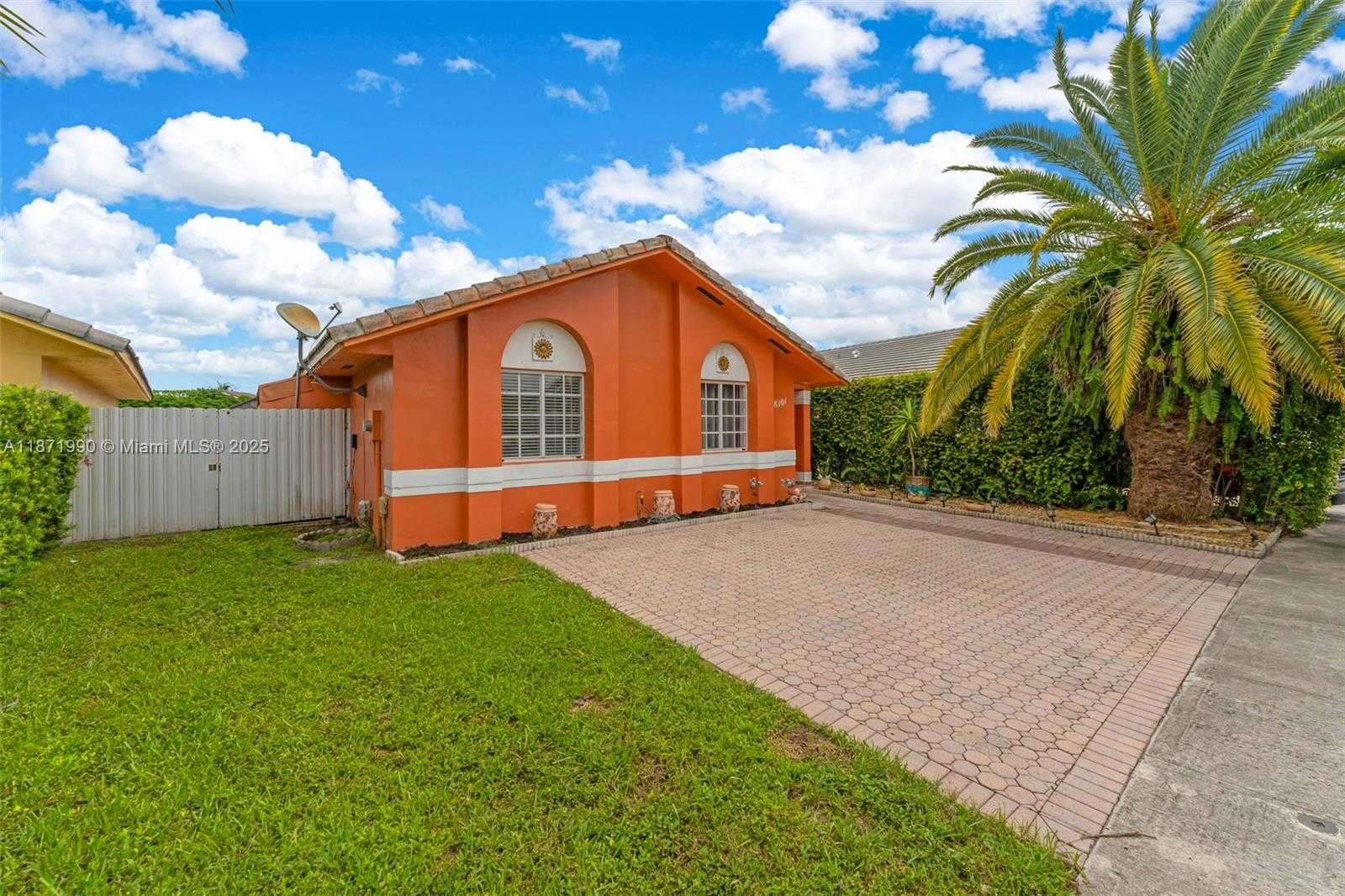 Small Image of 8101 SOUTH WEST 159TH CT, Miami Number 3