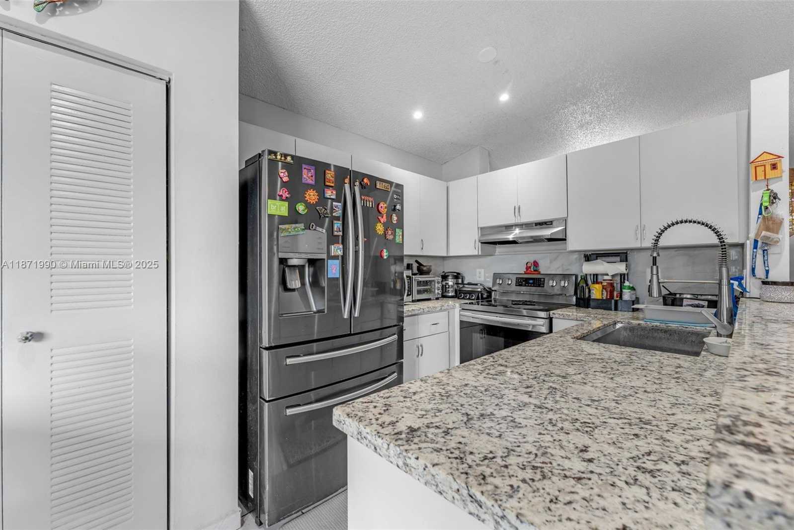 Small Image of 8101 SOUTH WEST 159TH CT, Miami Number 9