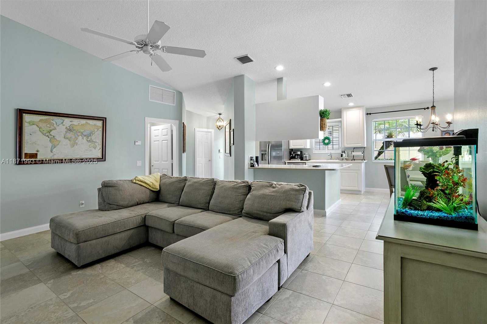 Small Image of 8199 SAINT JOHNS CT, Wellington Number 12