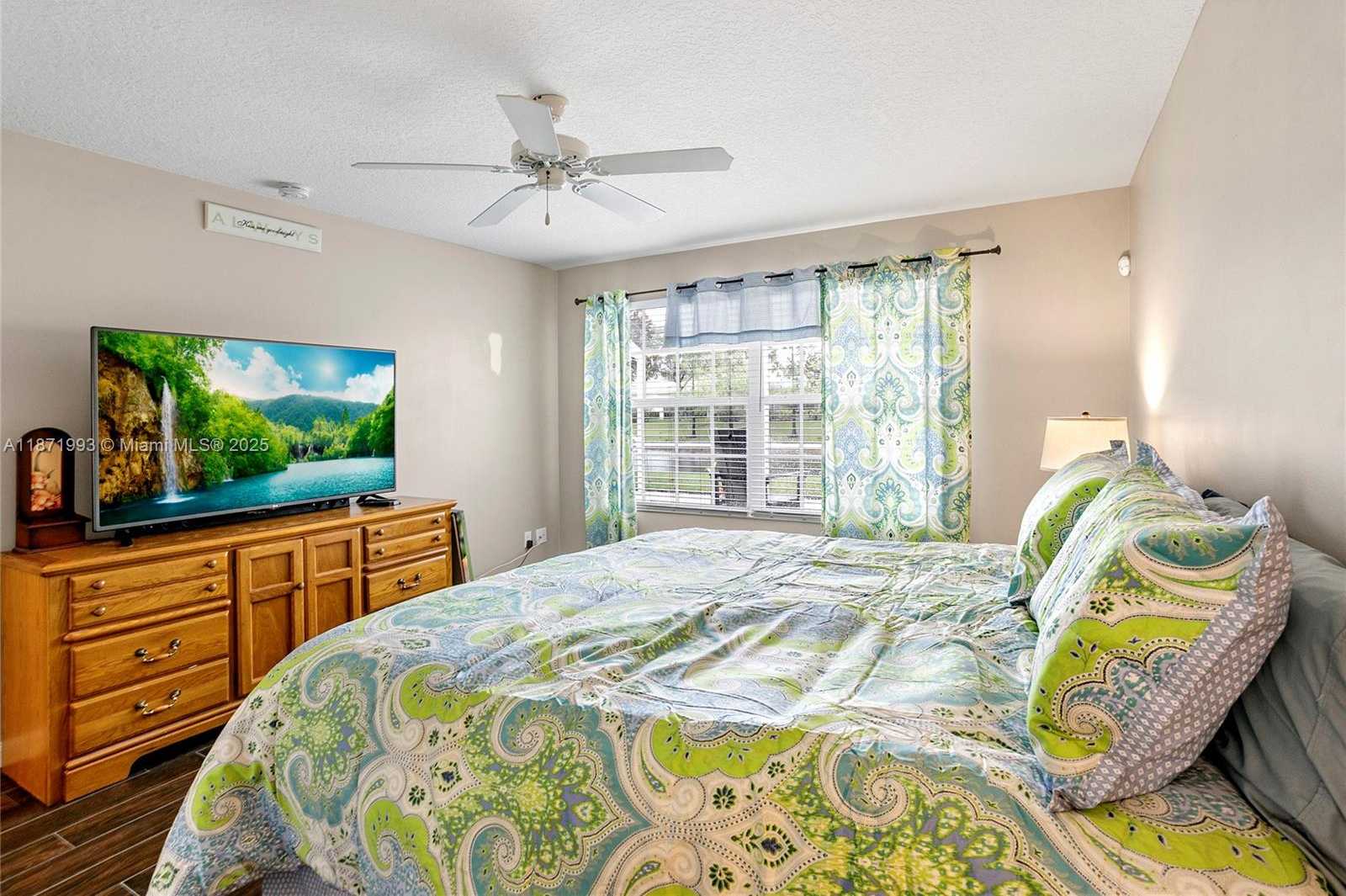 Small Image of 8199 SAINT JOHNS CT, Wellington Number 16