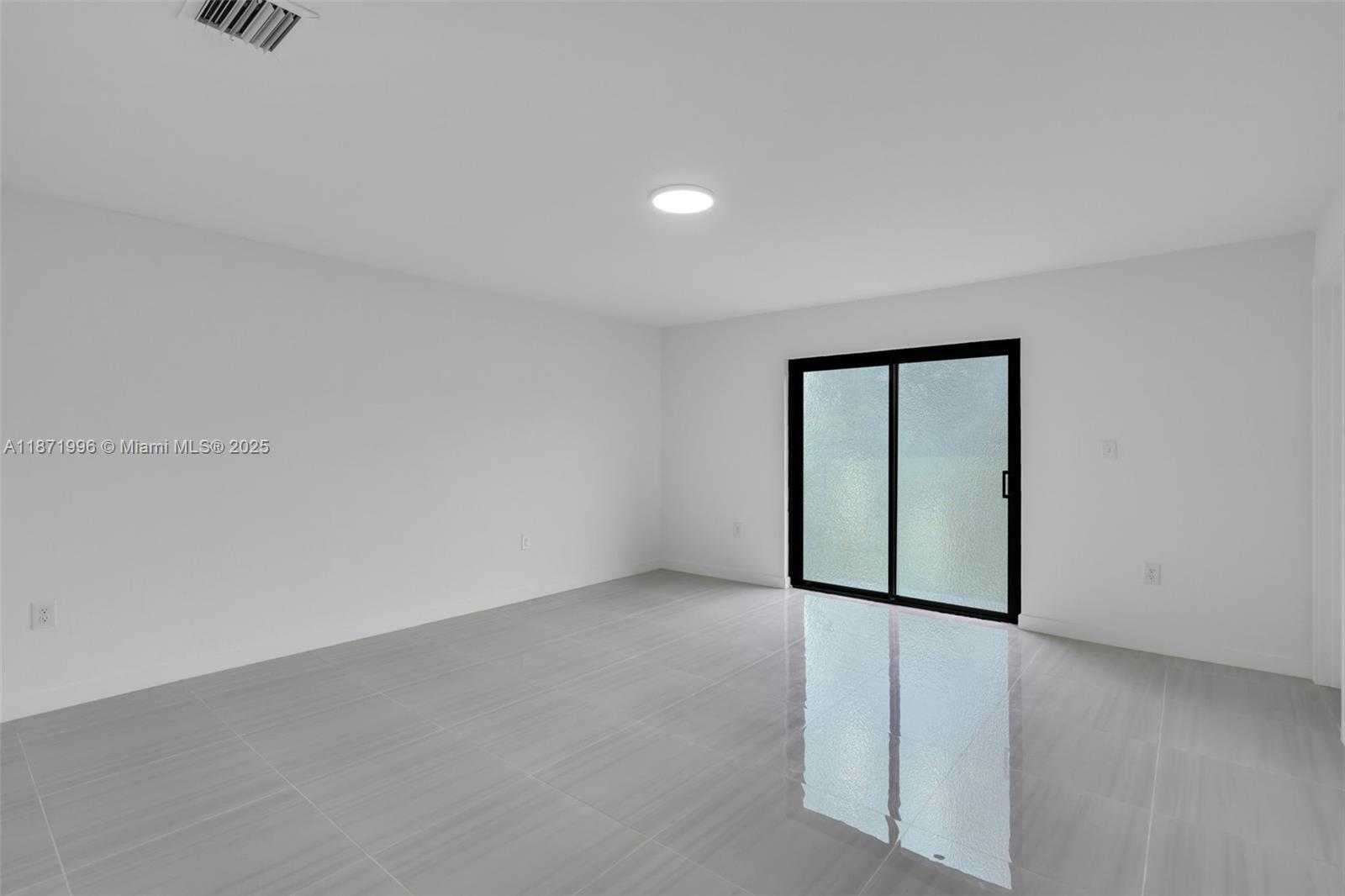 Small Image of 17351 NORTH WEST 22ND AVE, Miami Gardens Number 15