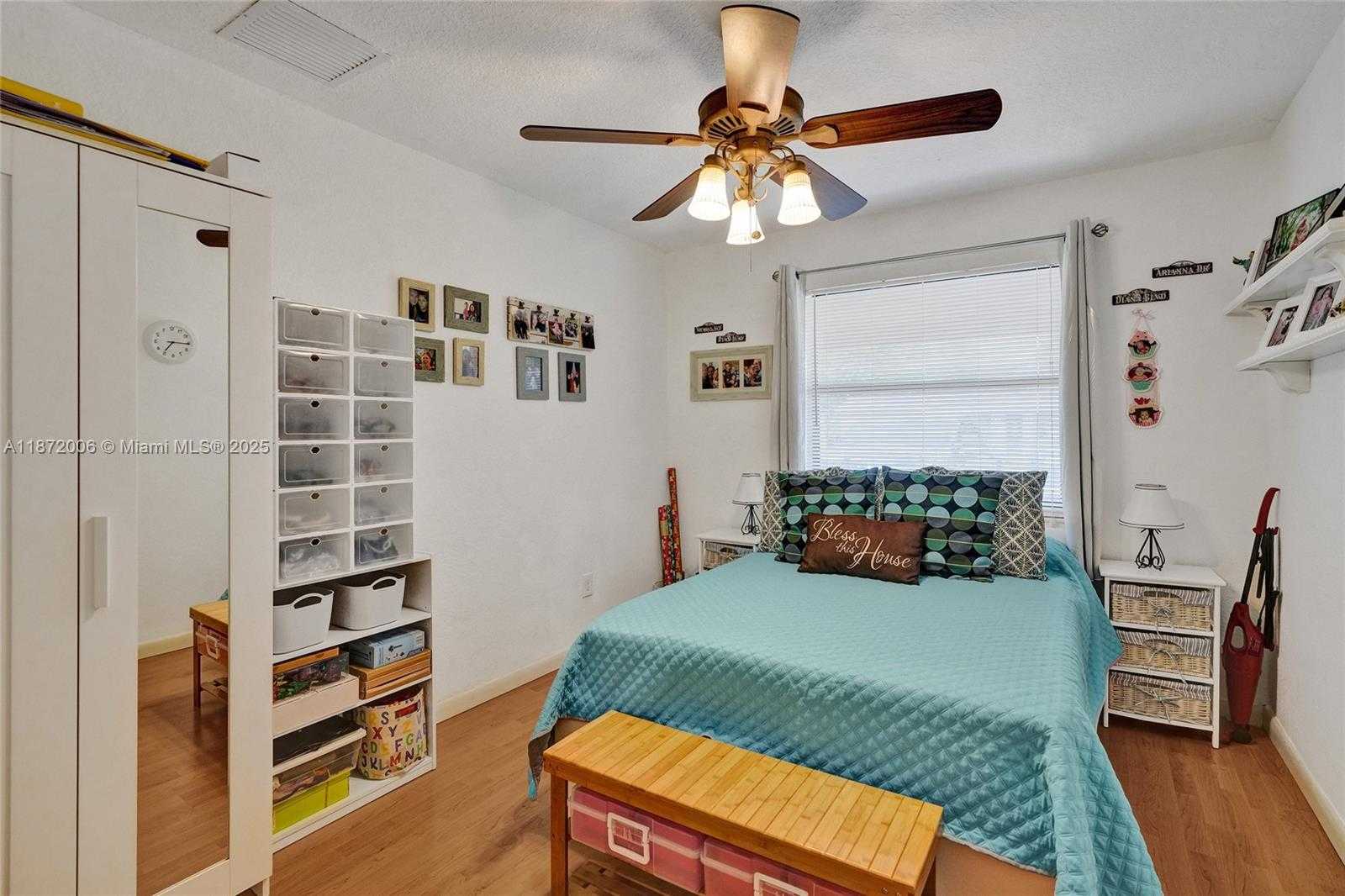 Small Image of 2021 NORTH 56TH WAY, Hollywood Number 20