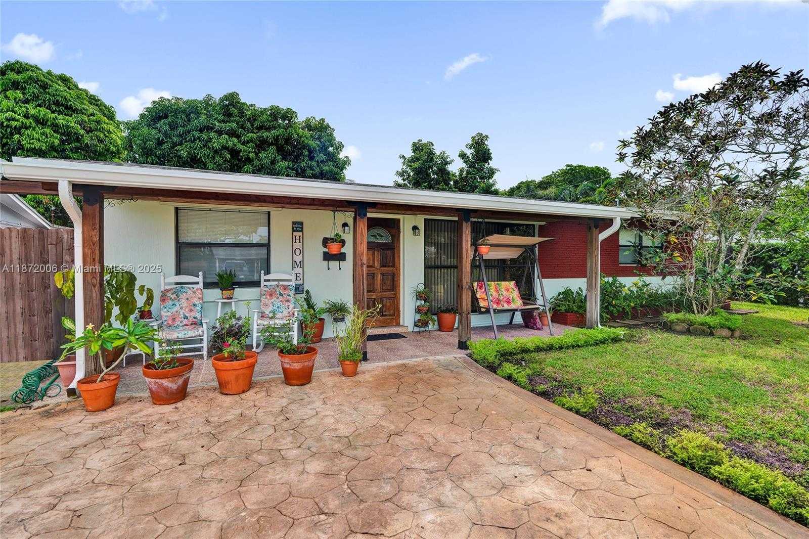 Small Image of 2021 NORTH 56TH WAY, Hollywood Number 6