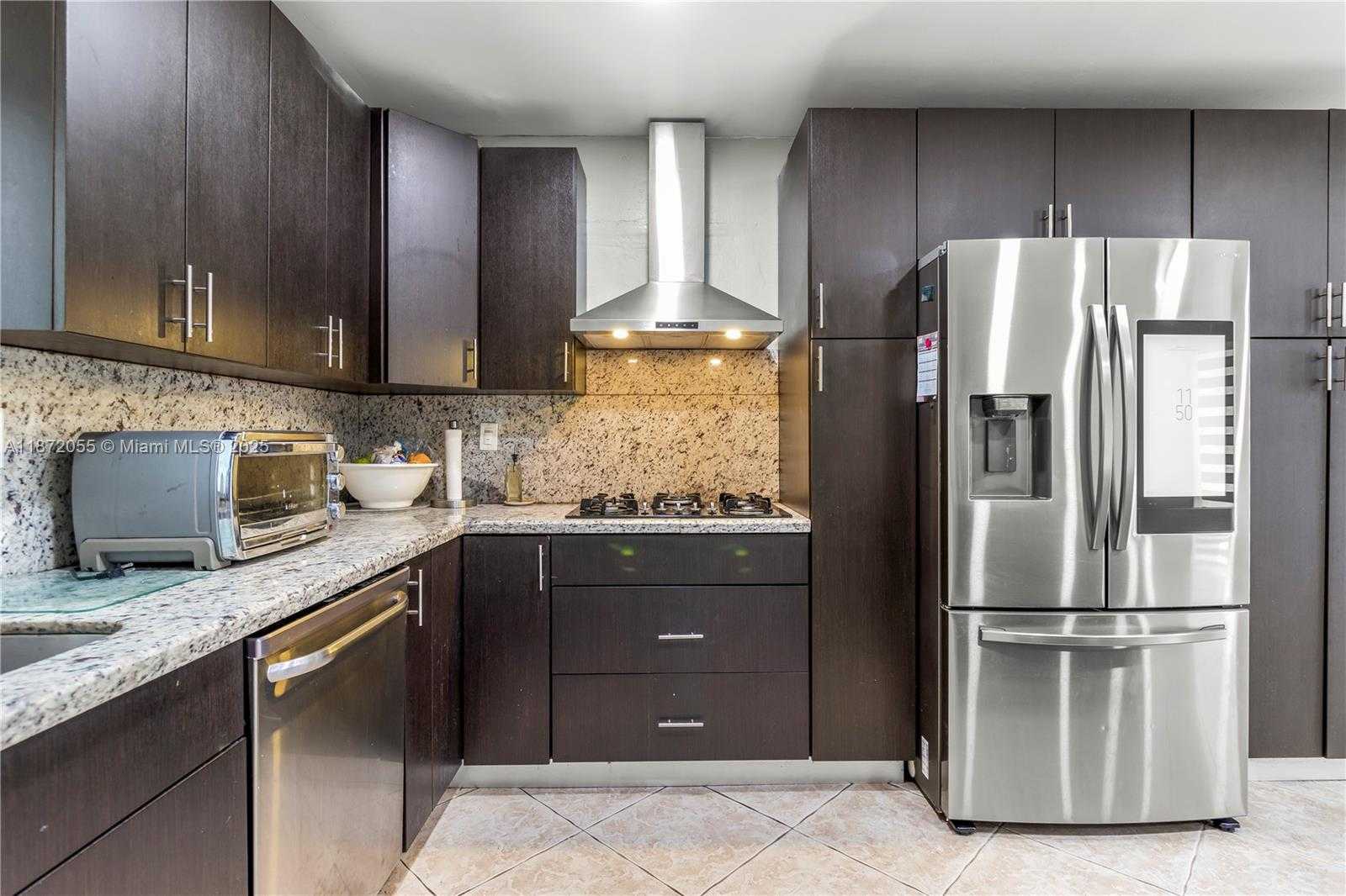 Small Image of 10615 SOUTH WEST 200TH ST, Cutler Bay Number 29