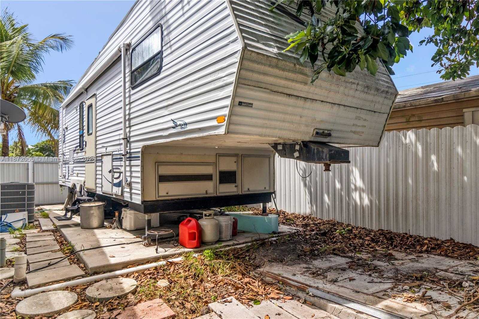 Small Image of 10615 SOUTH WEST 200TH ST, Cutler Bay Number 35