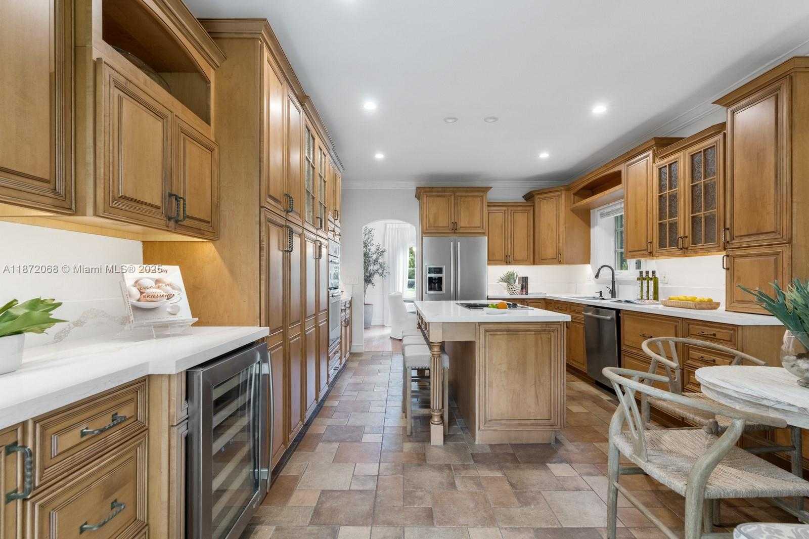 Small Image of 3408 TOLEDO ST, Coral Gables Number 17