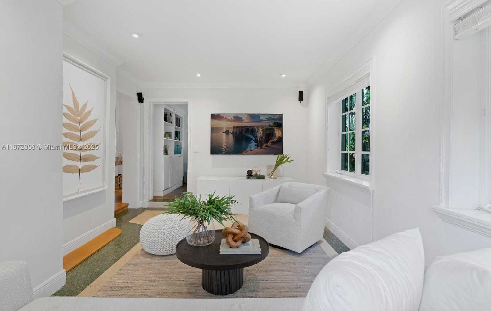 Small Image of 3408 TOLEDO ST, Coral Gables Number 20