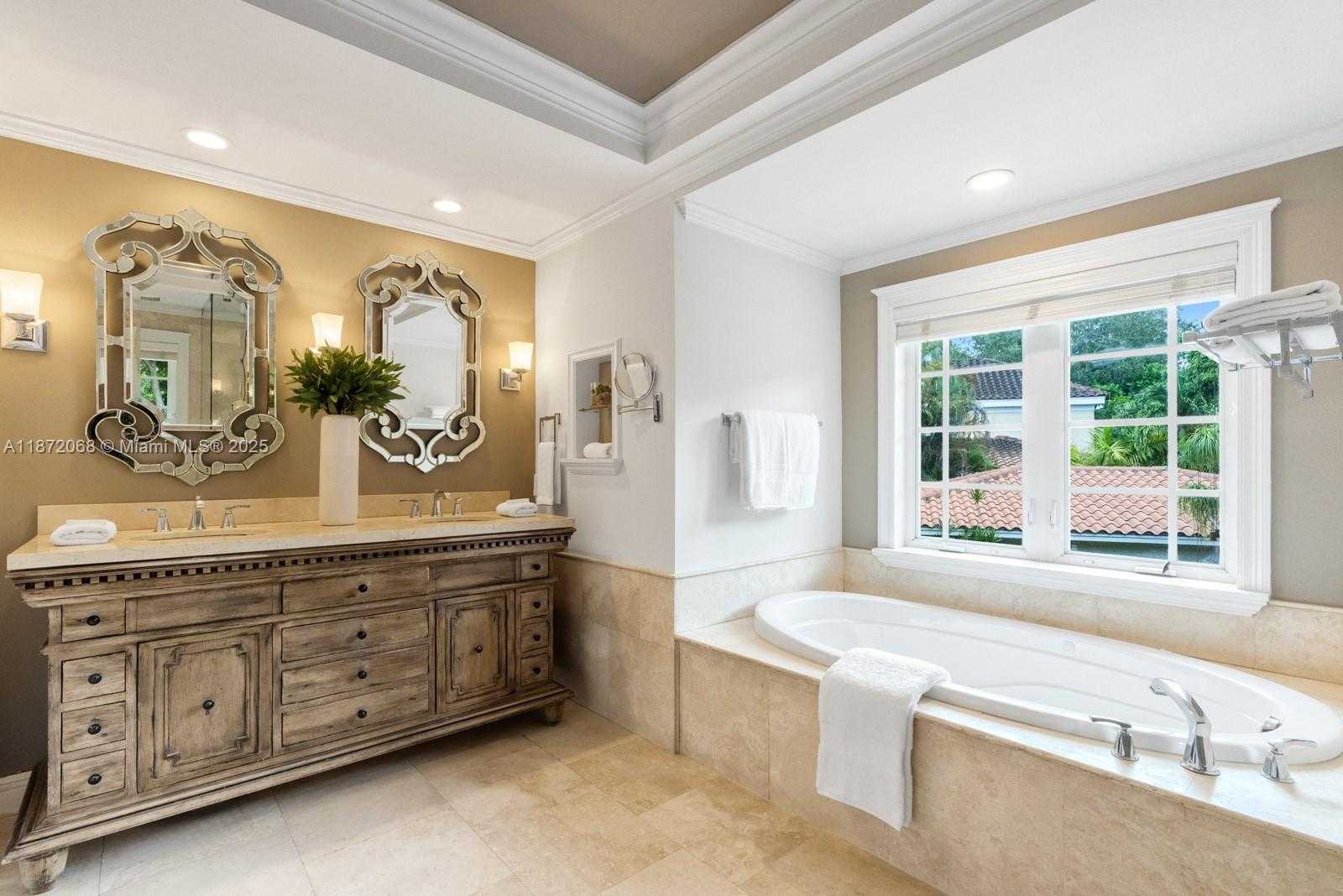 Small Image of 3408 TOLEDO ST, Coral Gables Number 25