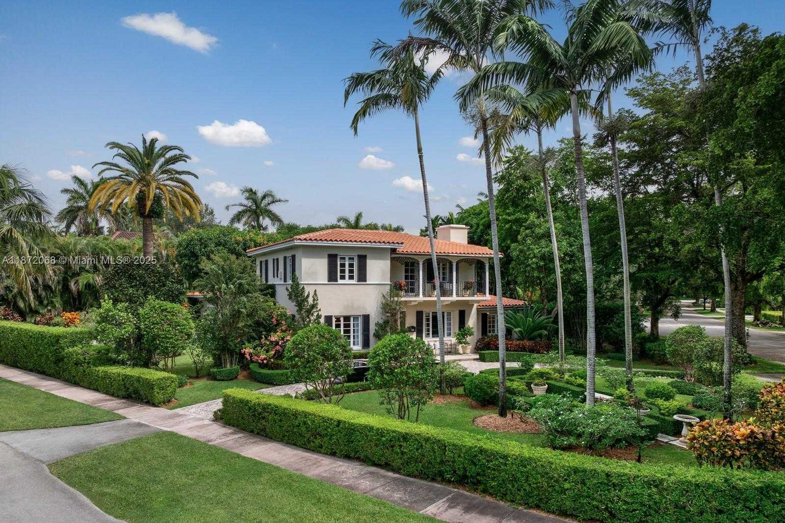 Small Image of 3408 TOLEDO ST, Coral Gables Number 3