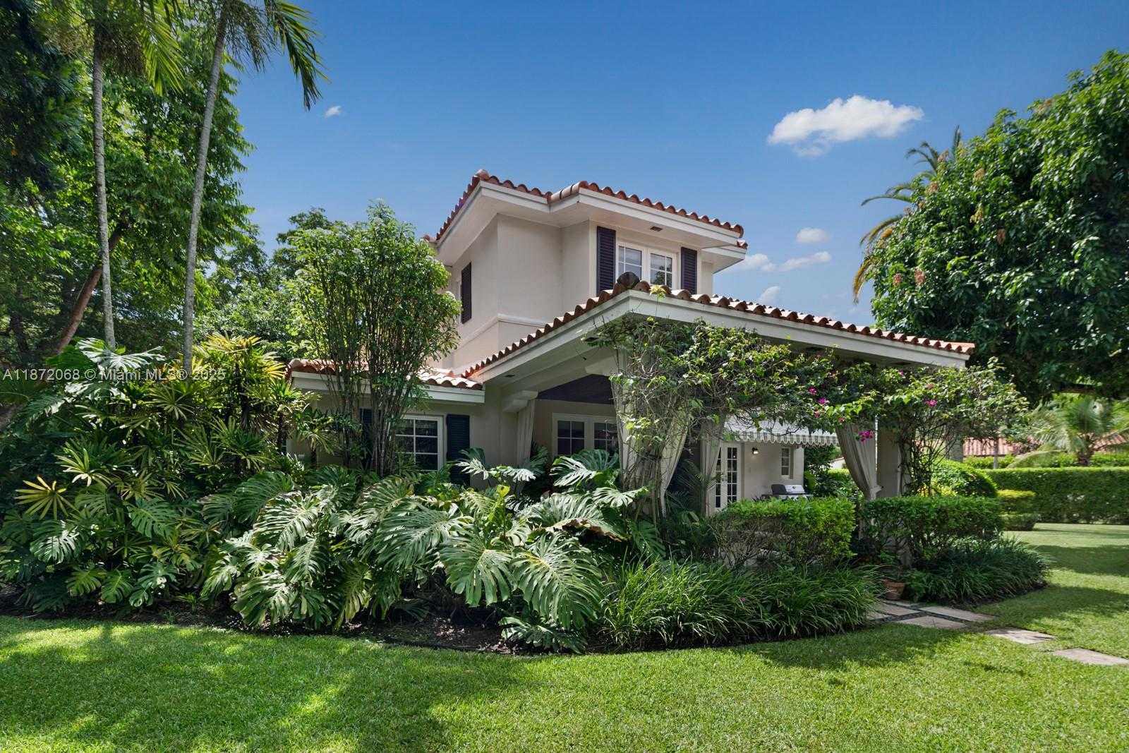 Small Image of 3408 TOLEDO ST, Coral Gables Number 4