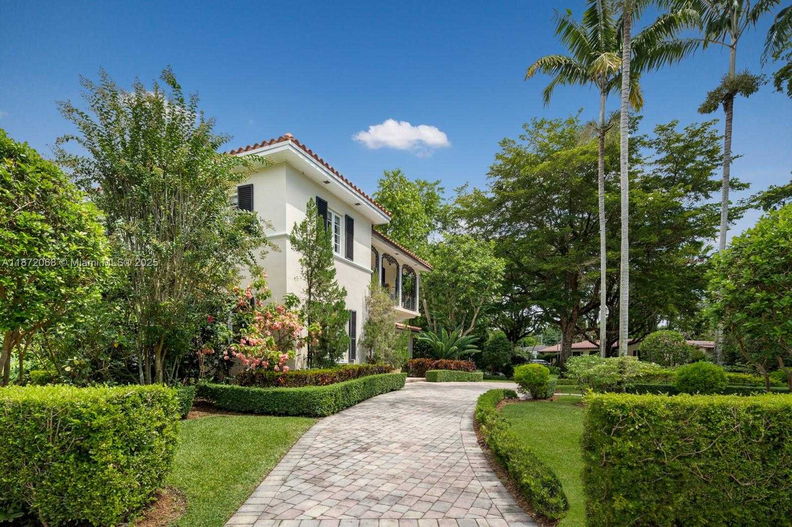 Small Image of 3408 TOLEDO ST, Coral Gables Number 49