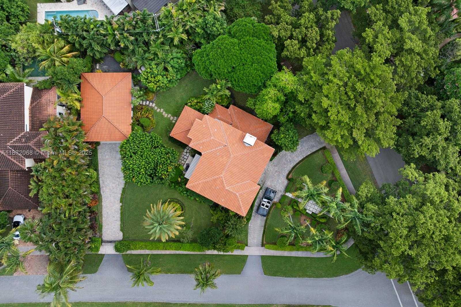 Small Image of 3408 TOLEDO ST, Coral Gables Number 52