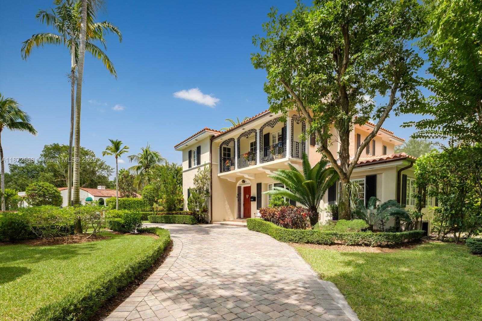 Small Image of 3408 TOLEDO ST, Coral Gables Number 58