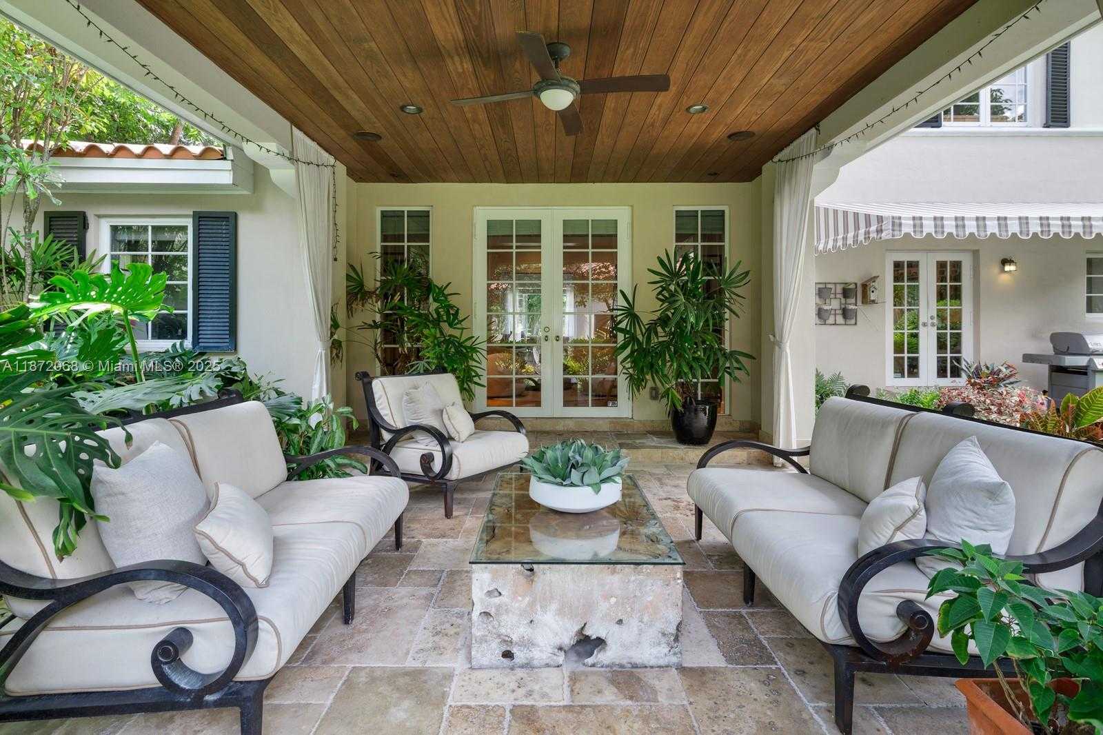 Small Image of 3408 TOLEDO ST, Coral Gables Number 6