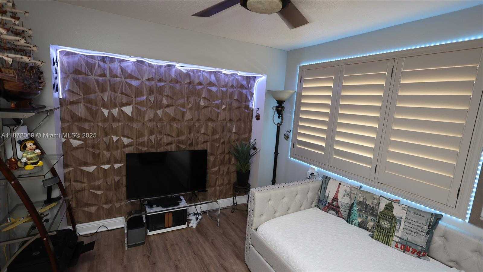 Small Image of 11251 REVEILLE RD, Cooper City Number 12
